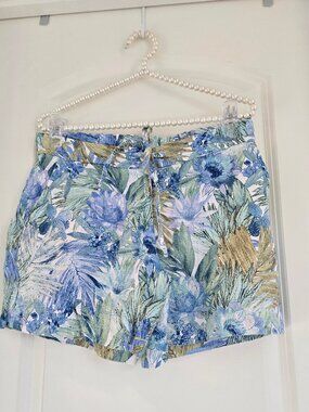 Tommy Bahama Womens Size Small 100% Linen 4.5" inseam